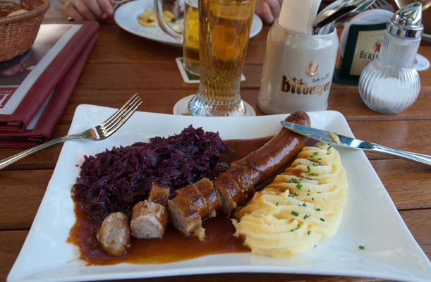 Kde se v Drážďanech najíst? a jak je to s dopravou?