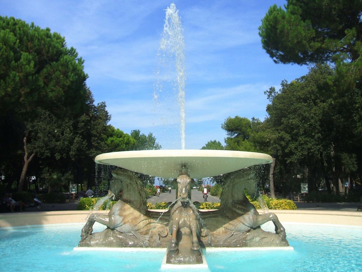 Fontana dei Quattro cavalli v Rimini